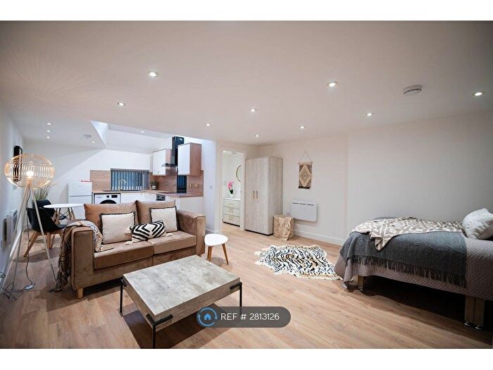 Studio To Rent In Greaves Street, Oldham, OL1
