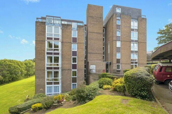 2 Bedroom Flat To Rent In Fair A Far, Cramond, Edinburgh, EH4