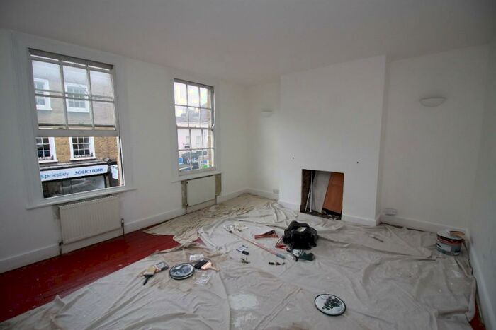 Studio To Rent In Tranquil Vale, London, SE3