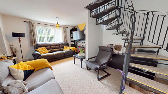 2 Bedroom End Of Terrace House For Sale In Manorfield Close, Little Billing, NN3
