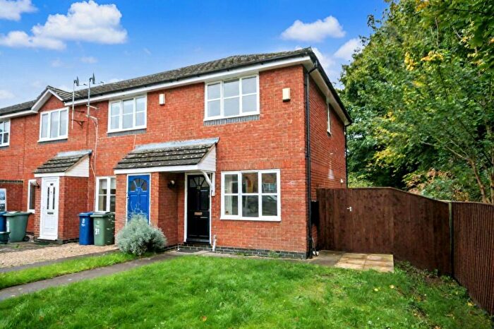 2 Bedroom End Of Terrace House For Sale In Lakefield Road, Oxford, OX4