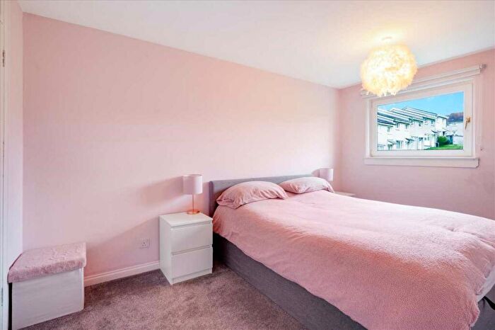 3 Bedroom Terraced House For Sale In Redgrave, Calderwood, East Kilbride, G74