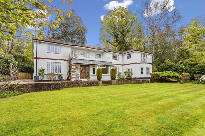 5 Bedroom Detached House To Rent In Longcross Road, Chertsey, KT16