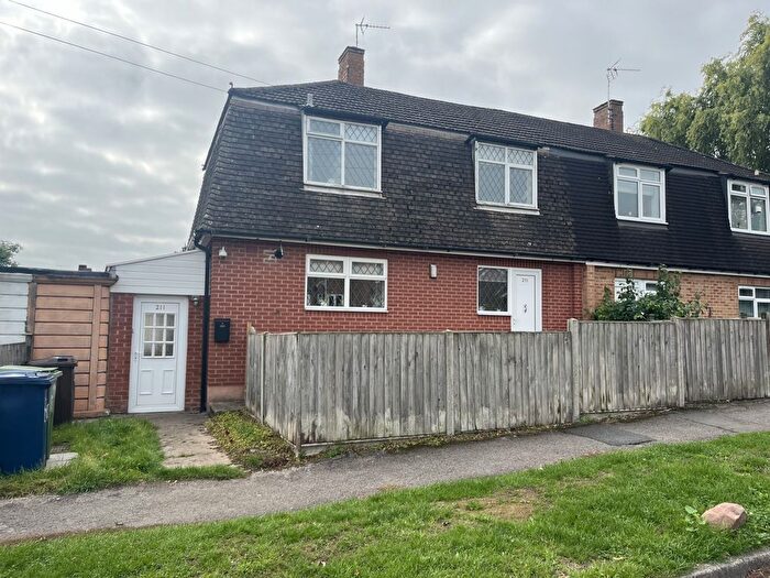 3 Bedroom Semi-detached House For Sale In Queens Road, Tewkesbury, GL20