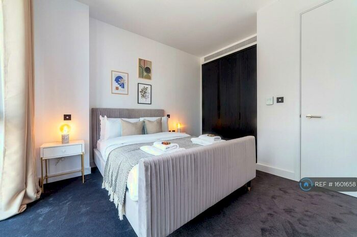 1 Bedroom Flat To Rent In Viaduct Gardens, London, SW11