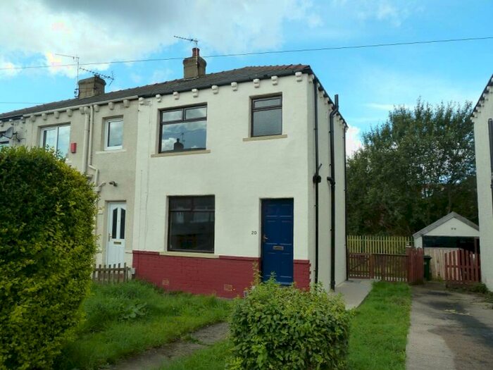 2 Bedroom House To Rent In Compton Street, Bradford, West Yorkshire, Uk, BD4