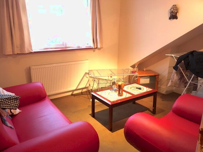 1 Bedroom Flat To Rent In Very Near Craven Avenue Area, Ealing Broadway West, W5