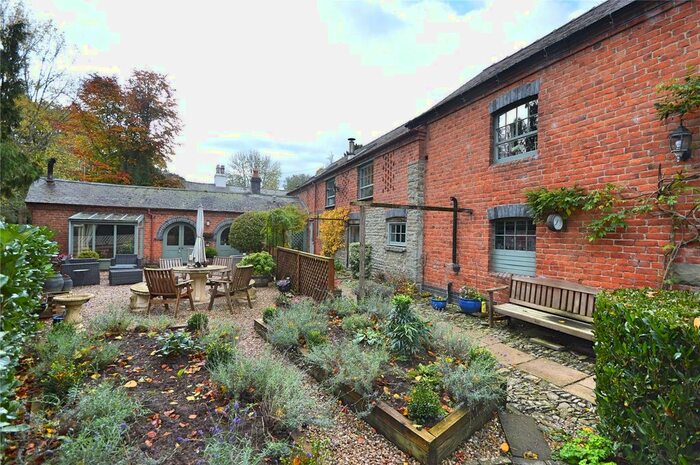 5 Bedroom Property For Sale In Sawmills, Kerry, Newtown, Powys SY16