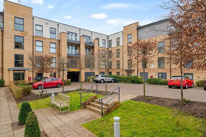 2 Bedroom Apartment To Rent In Broad Lane, Bracknell, RG12