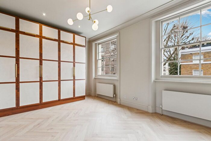 4 Bedroom End Of Terrace House To Rent In Albion Street, St Georges Fields, W2