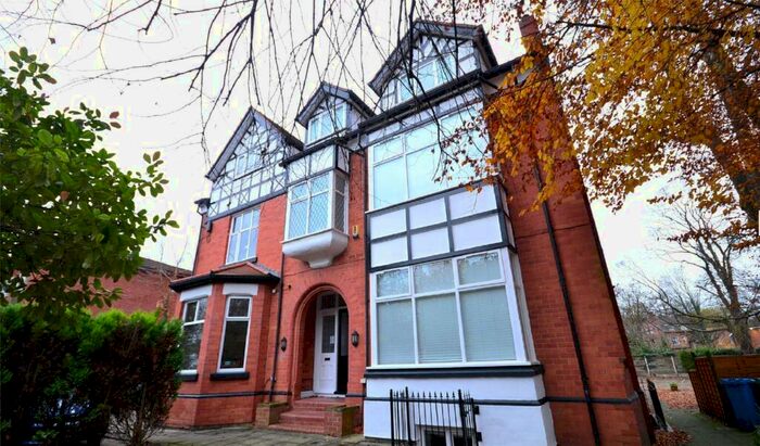 2 Bedroom Apartment To Rent In Wilmslow Road, Didsbury, Manchester, Manchester, M20