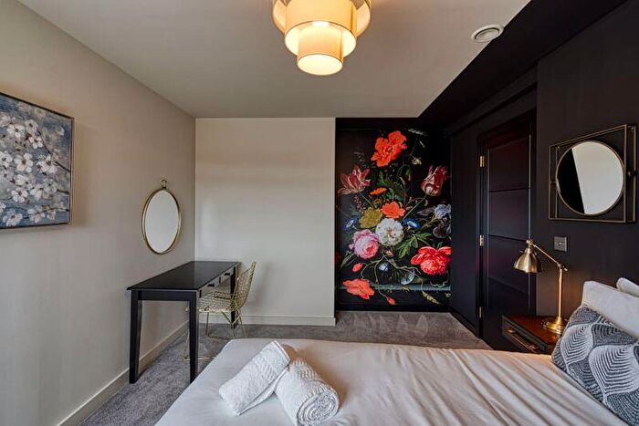 2 Bedroom Flat To Rent In Coronation Walk, Southport Town Centre, Merseyside, PR8