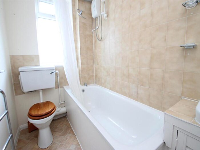 1 Bedroom Flat To Rent In Southlands Grove, Bickley, BR1