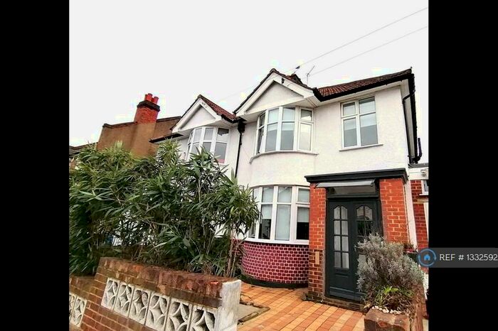 4 Bedroom Semi-Detached House To Rent In Salehurst Road, London, SE4