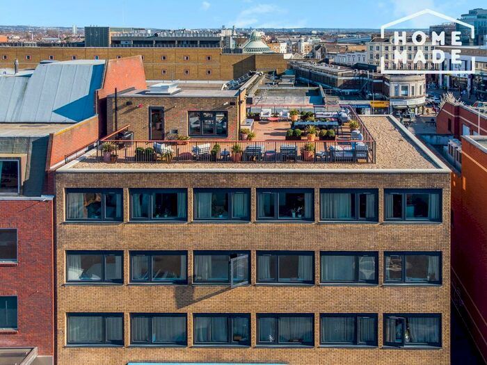 1 Bedroom Flat To Rent In Integra House, Wimbledon, SW19