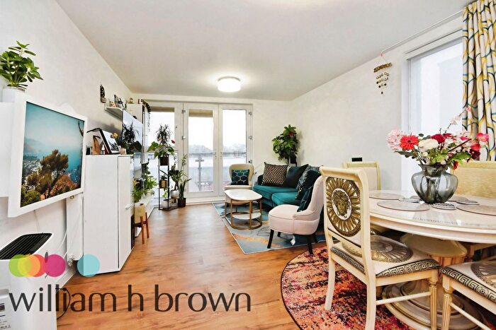 2 Bedroom Flat To Rent In Regina Road, Chelmsford, CM1