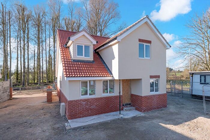 4 Bedroom Detached House For Sale In The Street, Garboldisham, IP22