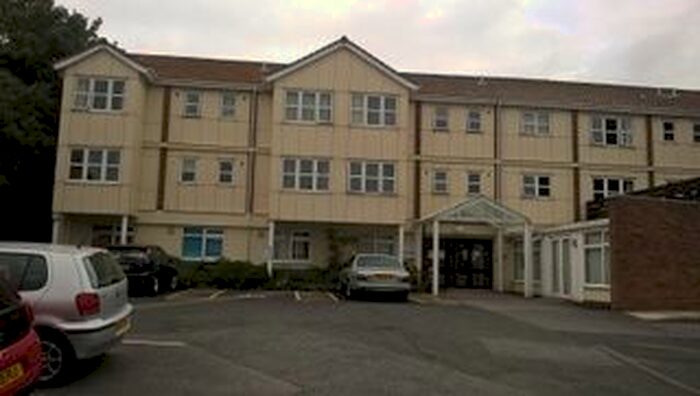 2 Bedroom Flat To Rent In Salisbury Terrace, Teignmouth, TQ14