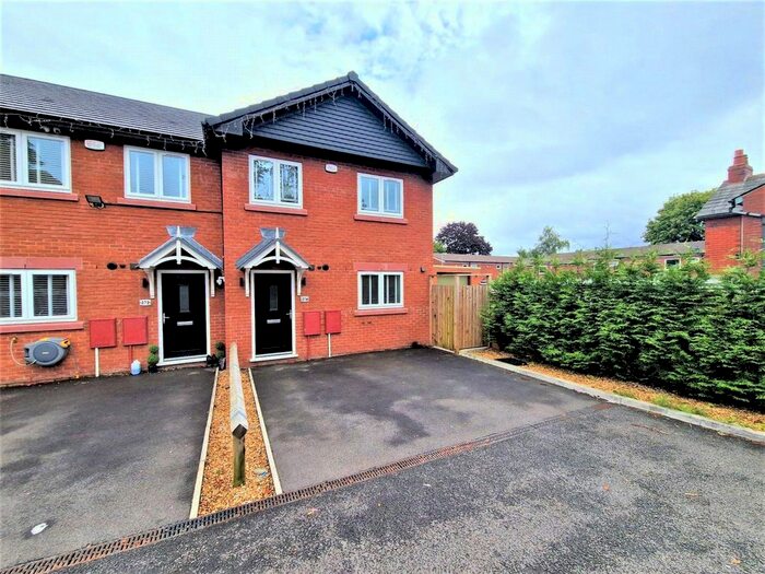 3 Bedroom End Of Terrace House To Rent In Peel Lane, Worsley, Manchester, Greater Manchester, M28