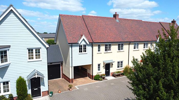 3 Bedroom Semi-Detached House For Sale In Berryfield Close, Tiptree, CO5