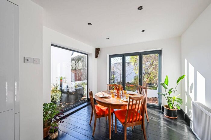 3 Bedroom Terraced House For Sale In Essex Road, Leyton, London, E10