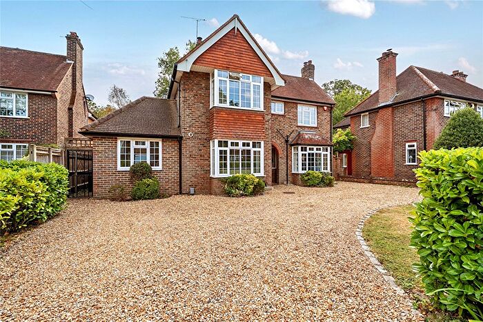4 Bedroom Detached House For Sale In Horsell, Surrey, GU21