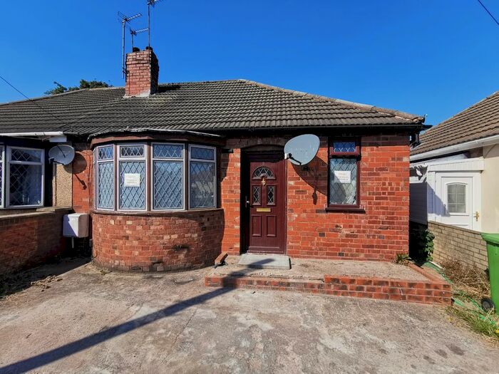2 Bedroom Bungalow To Rent In Fircroft, Bilston WV14