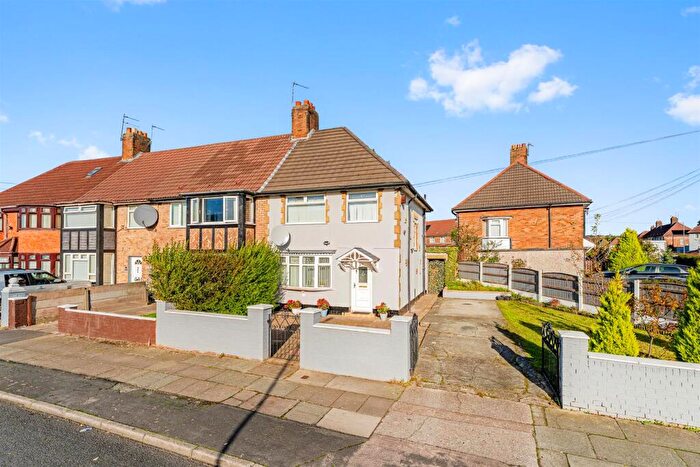 3 Bedroom End Of Terrace House For Sale In Hathersage Road, Liverpool, L36