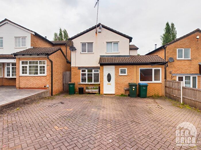 4 Bedroom Detached House To Rent In Fordwell Close, Chapelfields, Coventry, CV5