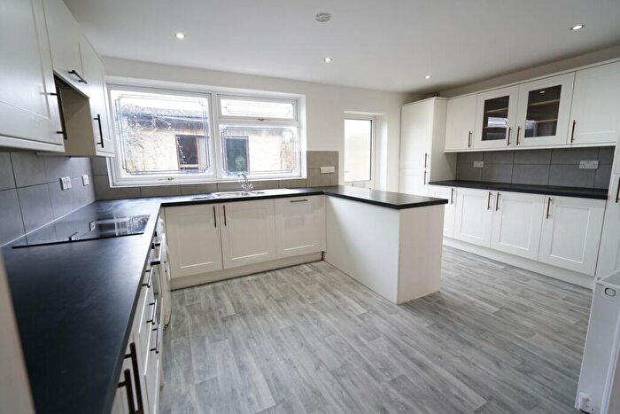 5 Bedroom Terraced House To Rent In Leicester Road, Tilbury, RM18