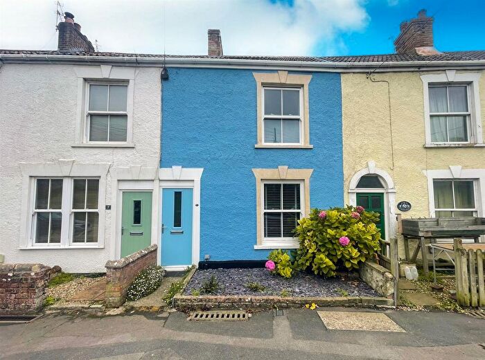 2 Bedroom Cottage To Rent In Jubilee Road, Axbridge, BS26