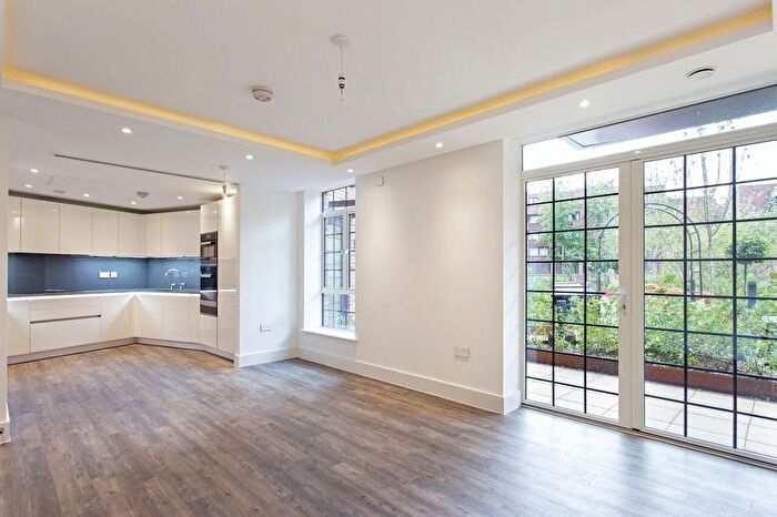 2 Bedroom Flat To Rent In Hampstead Reach, Hampstead Garden Suburb, NW11