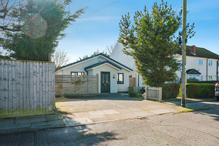 2 Bedroom Detached Bungalow For Sale In Hendon Walk, Wirral, CH49