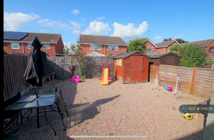 3 Bedroom Semi-Detached House To Rent In Stanley Crescent, Uttoxeter, ST14