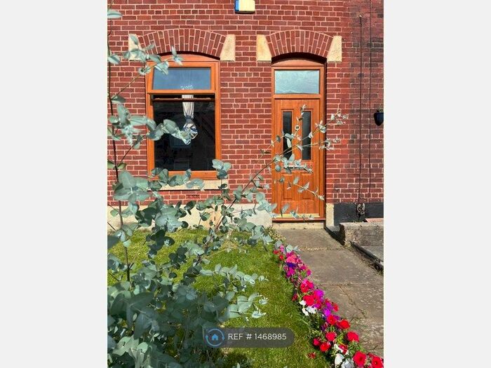 2 Bedroom Terraced House To Rent In Horne Street, Bury, BL9
