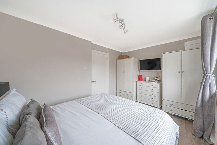 2 Bedroom Semi-Detached House For Sale In Albert Road, Addlestone, KT15