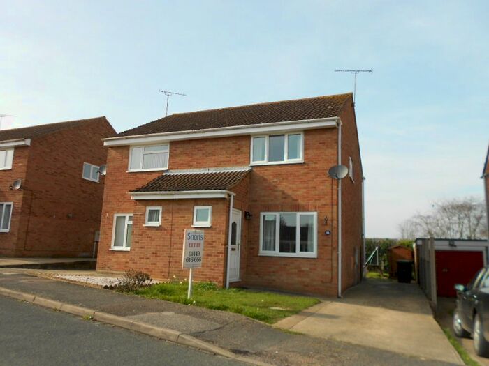 2 Bedroom Semi-Detached House To Rent In Steggall Close, Ipswich, IP6
