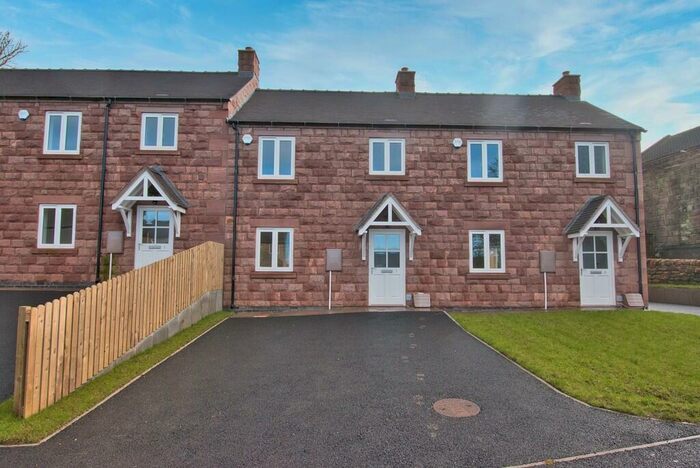 3 Bedroom Terraced House For Sale In Whiston, Stoke-on-Trent, ST10
