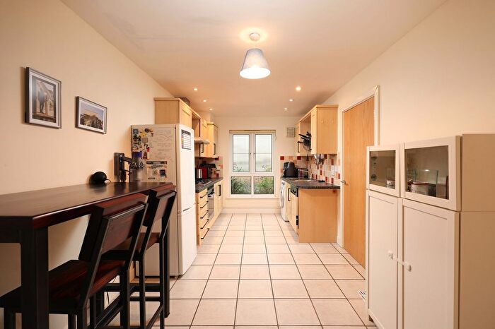 3 Bedroom Terraced House For Sale In Bartholomews Square, Horfield, BS7