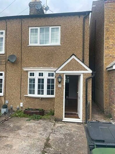 2 Bedroom End Of Terrace House To Rent In Newtown Road, Uxbridge, Middlesex, UB9