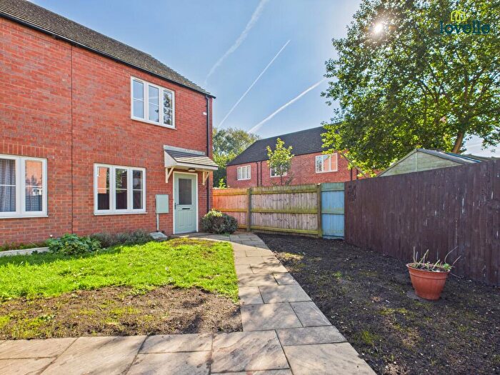 2 Bedroom End Of Terrace House To Rent In Moorhen Close, Market Rasen, LN8
