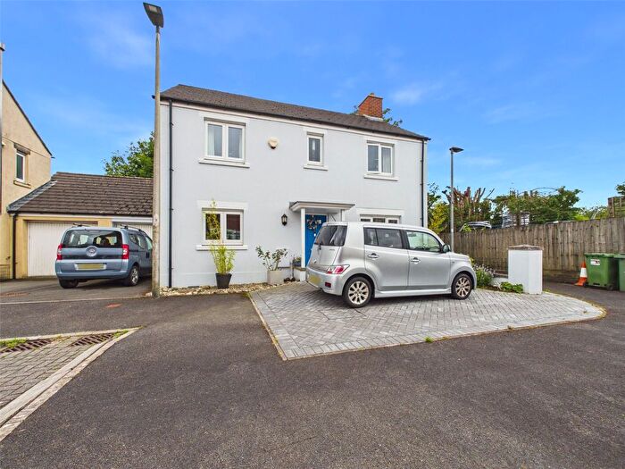 4 Bedroom Detached House For Sale In Station Close, Holsworthy, EX22