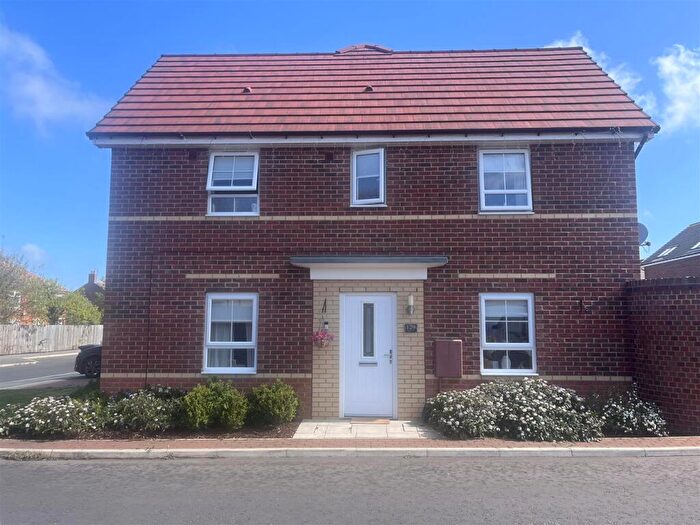 3 Bedroom Semi-Detached House For Sale In Adair Way, Hebburn, NE31