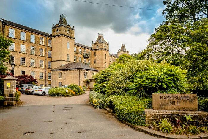 2 Bedroom Flat For Sale In Barkisland Mill, Beestonley Lane, Barkisland, Halifax, HX4