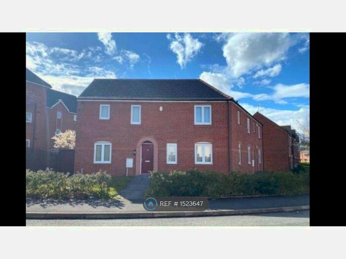 3 Bedroom Semi-Detached House To Rent In Rosefinch Road, West Timperley, Altrincham, WA14