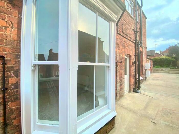 2 Bedroom Flat To Rent In Kidgate, Louth, LN11