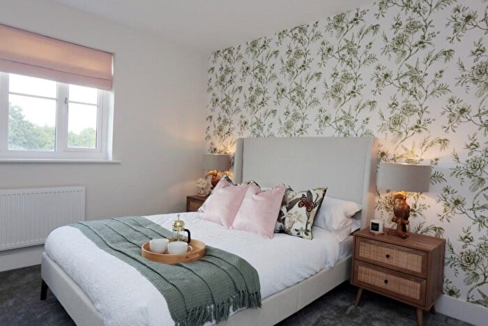 3 Bedroom Detached House For Sale In Park Road, Hellingly, BN27