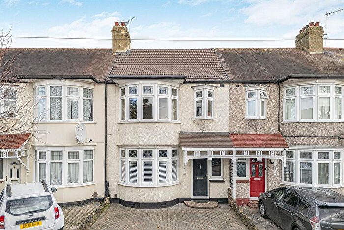 3 Bedroom Terraced House For Sale In Cypress Grove, Hainault, IG6