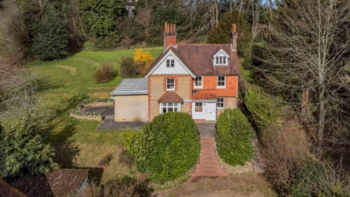 6 Bedroom Detached House For Sale In Walking Bottom, Peaslake, Guildford, GU5