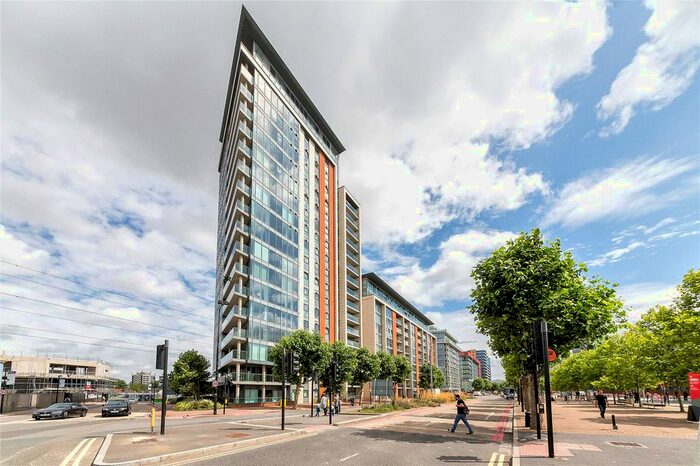 1 Bedroom Studio To Rent In Adriatic Apartments, Western Gateway, Royal Docks, London, E16
